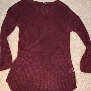 Maroon sweater